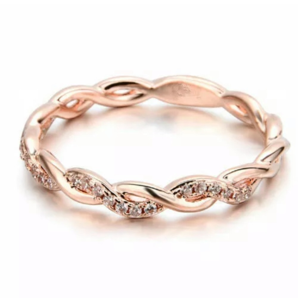 14K Rose Gold Stack Twisted Ring Gorgeous Ring - Picture 4 of 7